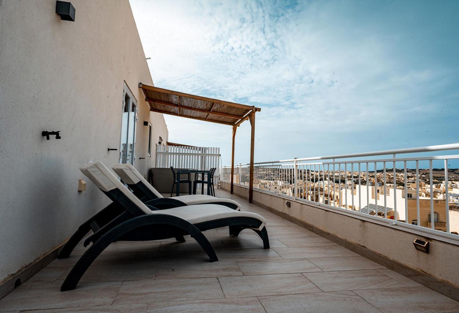 The Willows Penthouses With Jacuzzi Ghajn il-Kbira  Exteriör bild