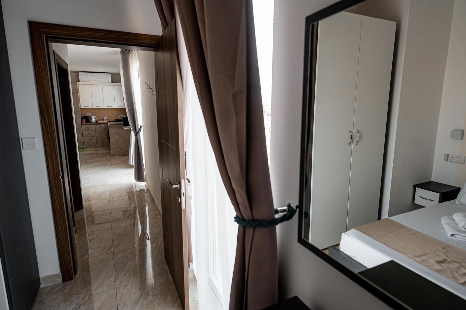 The Willows Penthouses With Jacuzzi Ghajn il-Kbira  Exteriör bild